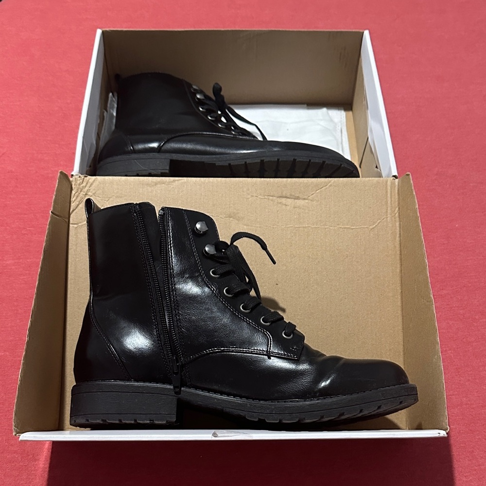 Black Lace Up Boots for Women